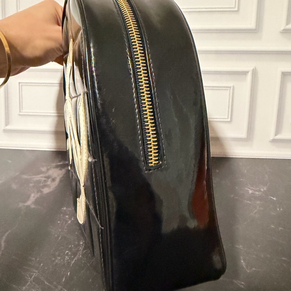 Chanel Barbie heart vanity bag in black patent leather (Runway 1995) - Picture 4 of 6